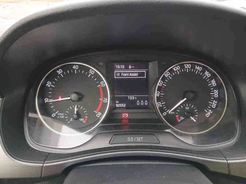 ŠKODA Fabia Combi Style 1,0 TSI 81 kW - foto 18