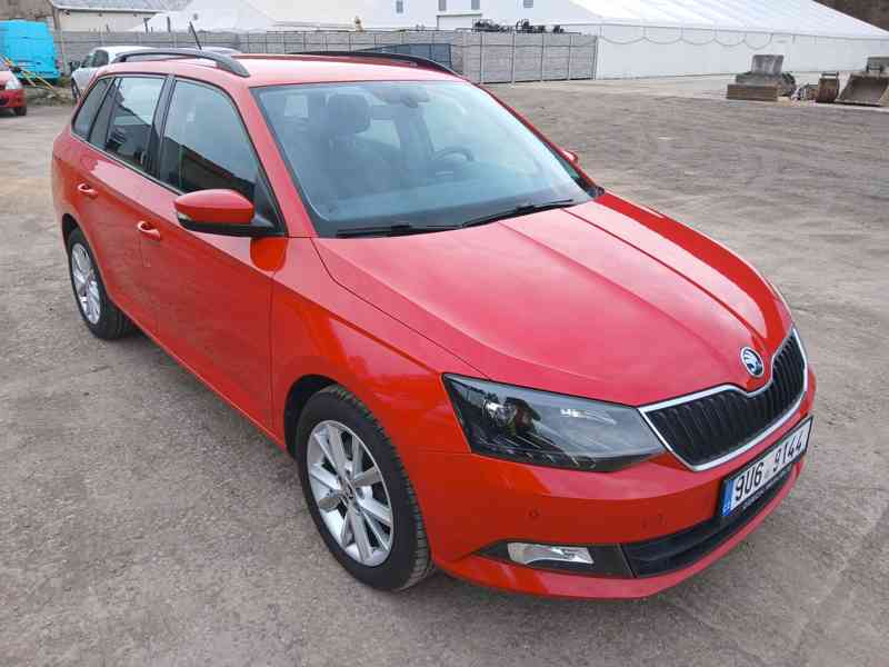ŠKODA Fabia Combi Style 1,0 TSI 81 kW - foto 7