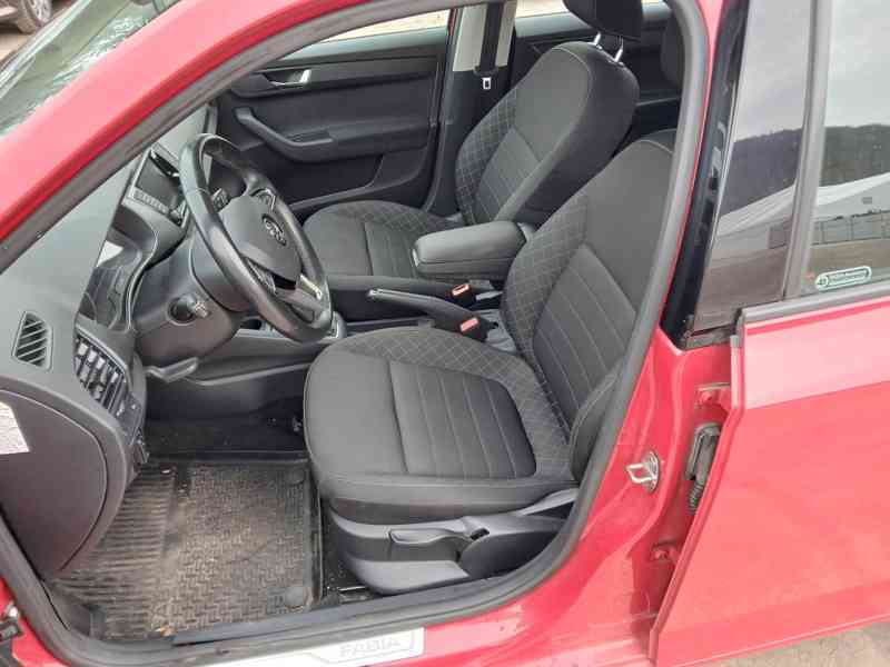 ŠKODA Fabia Combi Style 1,0 TSI 81 kW - foto 9