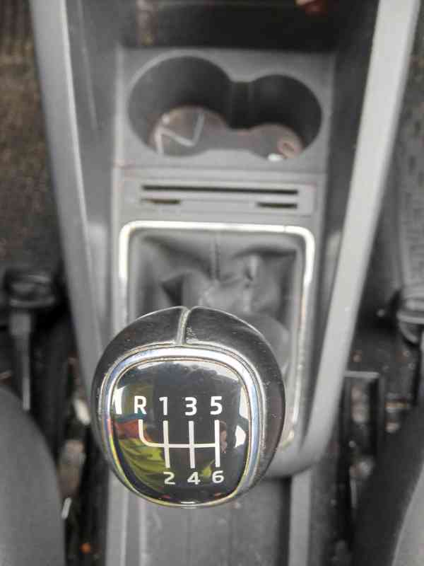 ŠKODA Fabia Combi Style 1,0 TSI 81 kW - foto 25