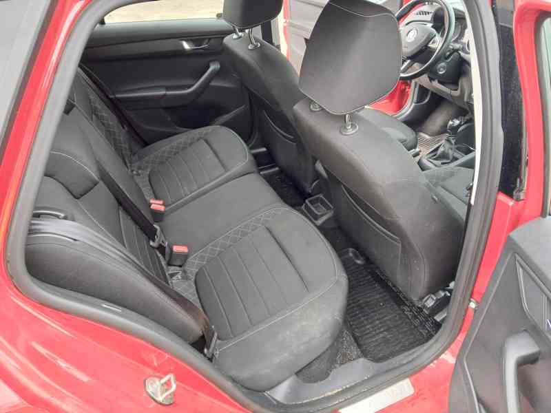 ŠKODA Fabia Combi Style 1,0 TSI 81 kW - foto 13