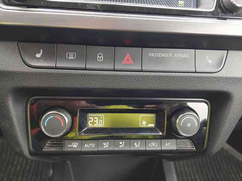 ŠKODA Fabia Combi Style 1,0 TSI 81 kW - foto 24