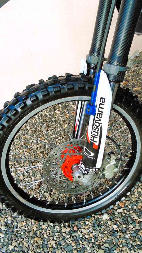 Husqvarna TE 250 - r. 2005 - foto 20