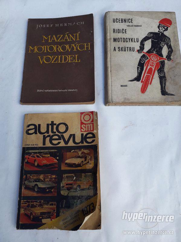 3 kusy starých knih - auto,moto 1953 - 1973