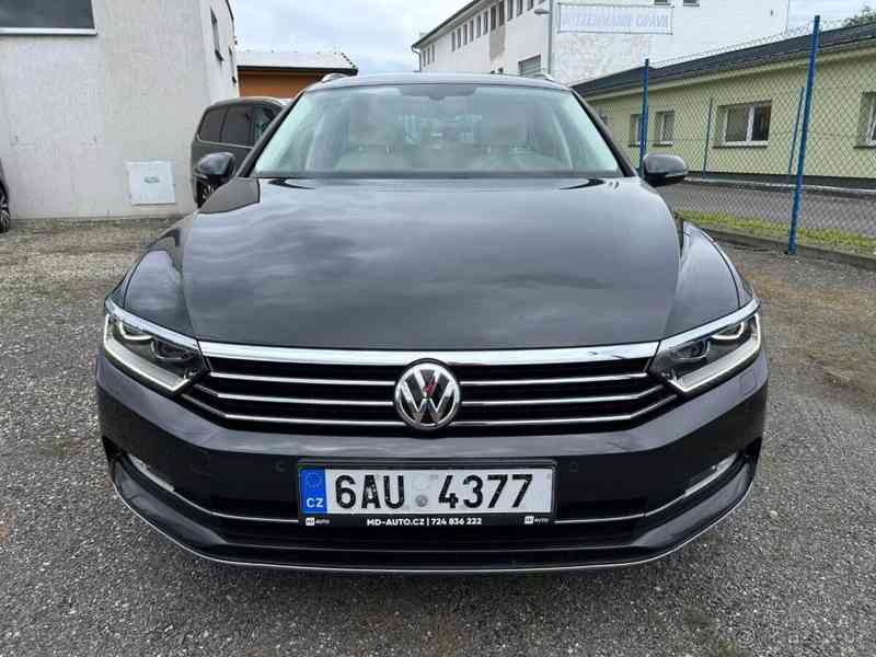 Volkswagen Passat 2,0   TDI 140KW DSG 92TKM HIGHLINE - foto 4