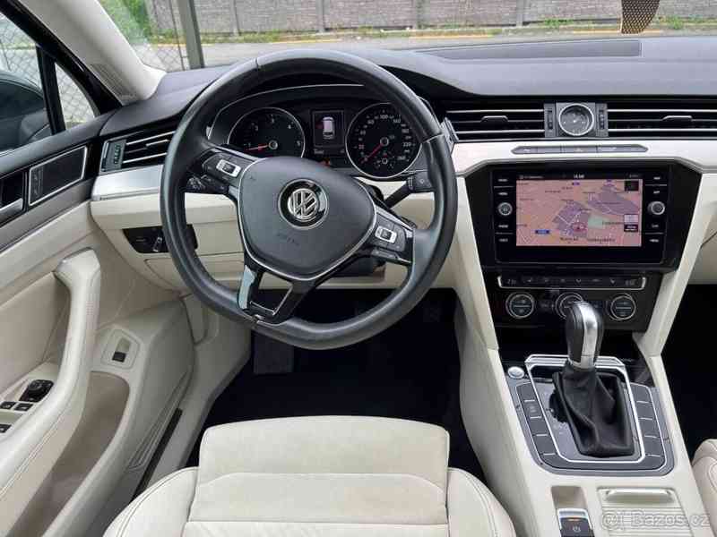 Volkswagen Passat 2,0   TDI 140KW DSG 92TKM HIGHLINE - foto 7