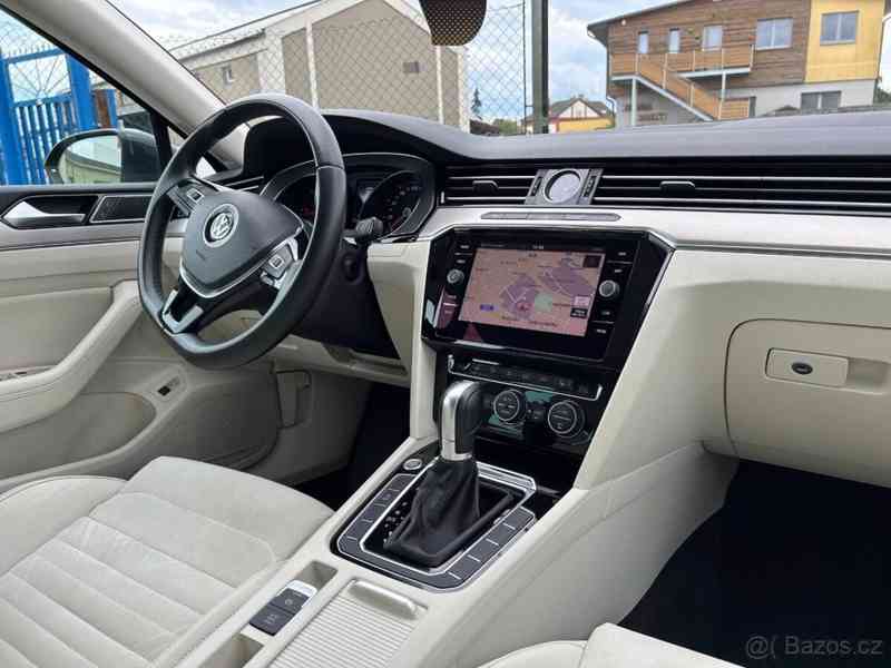 Volkswagen Passat 2,0   TDI 140KW DSG 92TKM HIGHLINE - foto 10
