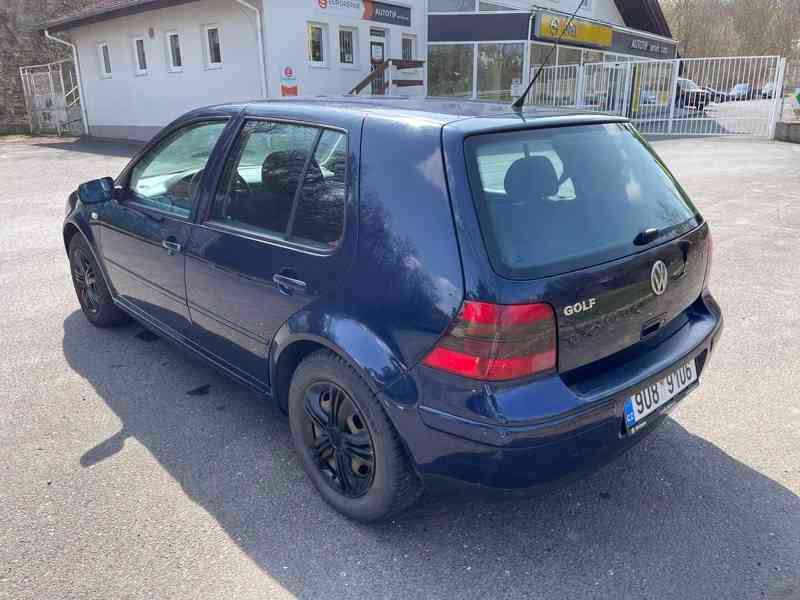 Volkswagen Golf 1. 9 TDI - foto 12