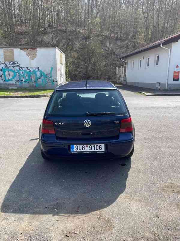 Volkswagen Golf 1. 9 TDI - foto 10