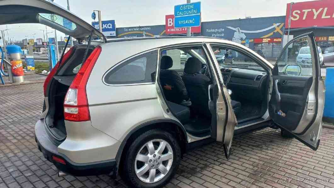 Honda CR-V 2,0   rv 2008, naj 196 tis km, garáž - foto 10