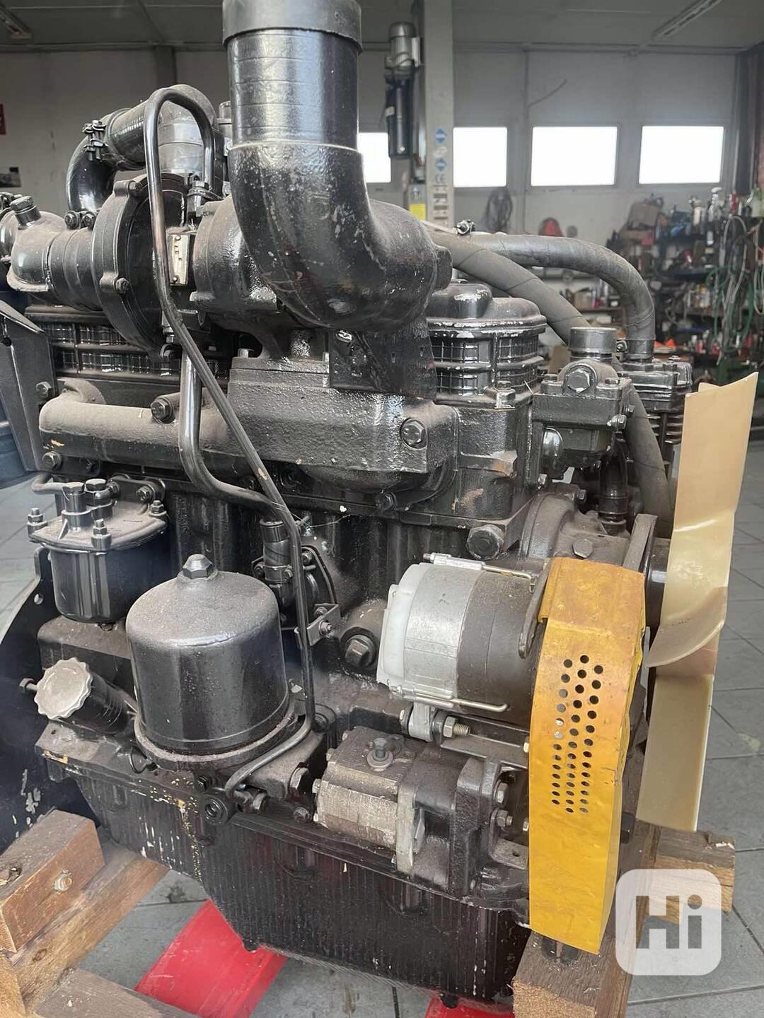 Motor MMZ D245, převodovku na Traktor Bělorus 820, 952. - foto 1