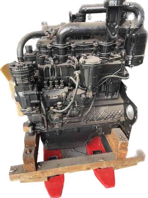 Motor MMZ D245, převodovku na Traktor Bělorus 820, 952. - foto 3