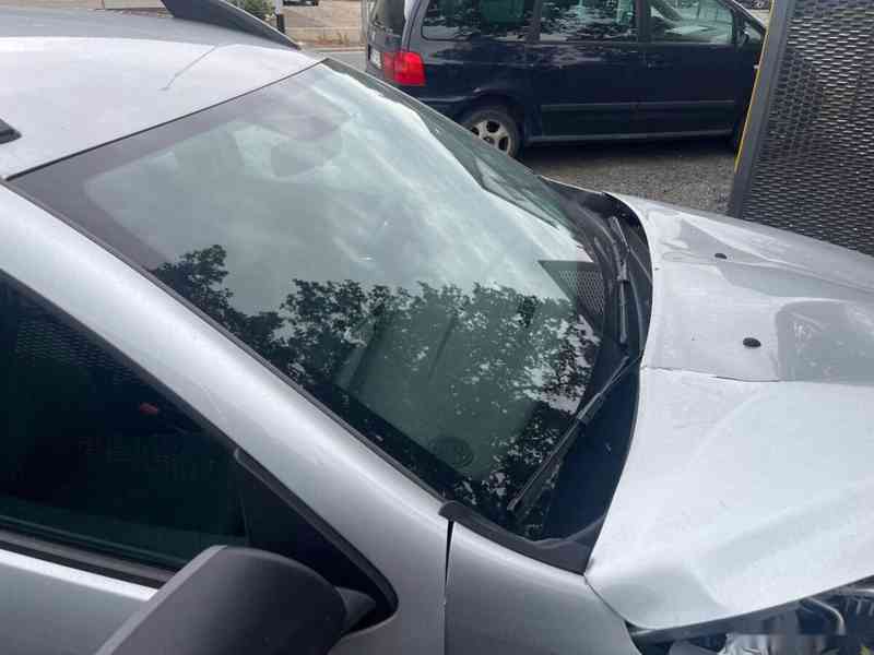 Dacia Duster 1.5dci rok 2021 4x4 km 40tis - foto 5