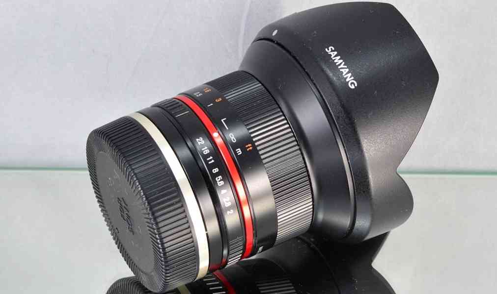 SAMYANG 12mm 1:2.0 NCS SC širokoúhlý manuál Emount - foto 7
