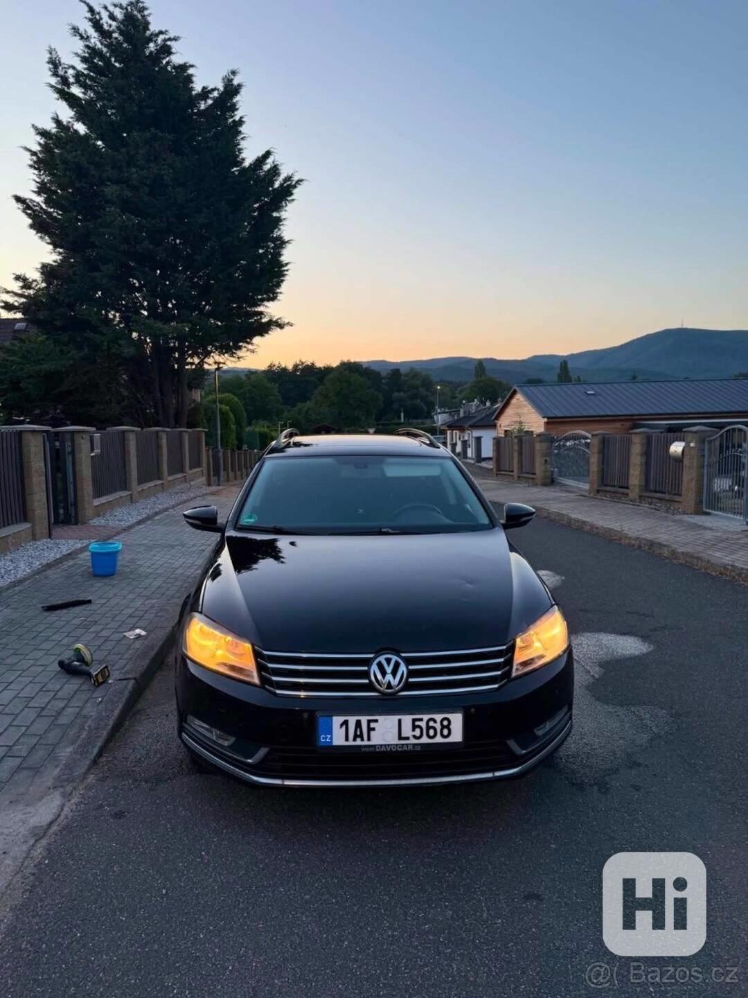 Volkswagen Passat 2,0   B7 - foto 1