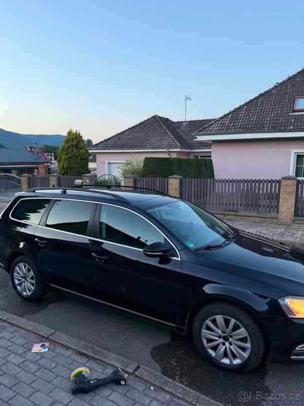 Volkswagen Passat 2,0   B7 - foto 6