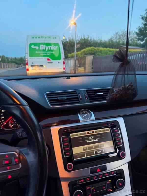 Volkswagen Passat 2,0   B7 - foto 12
