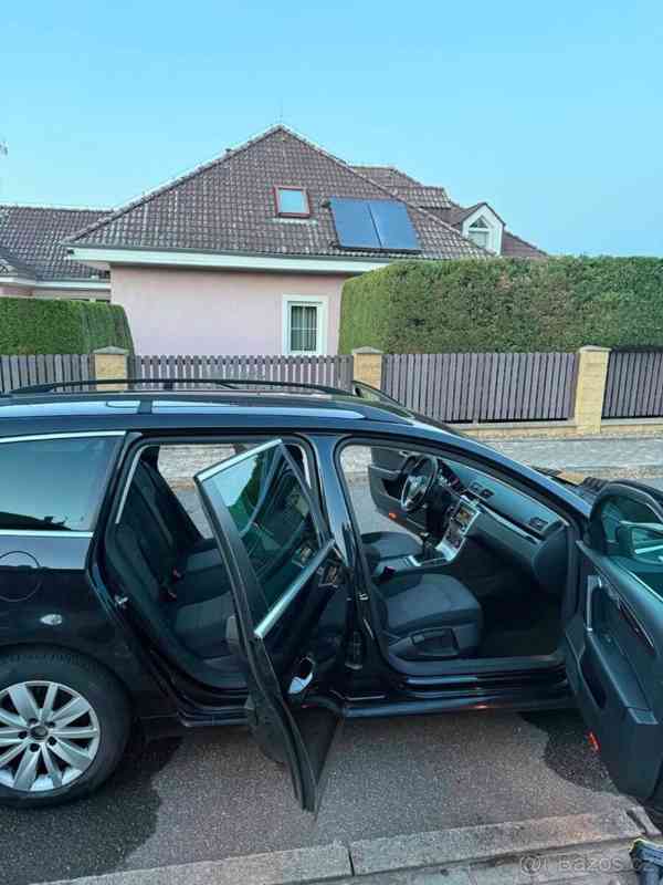 Volkswagen Passat 2,0   B7 - foto 11