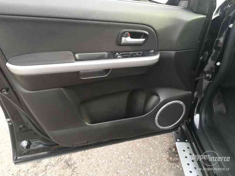 Suzuki Grand Vitara 2.4 Comfort - foto 14