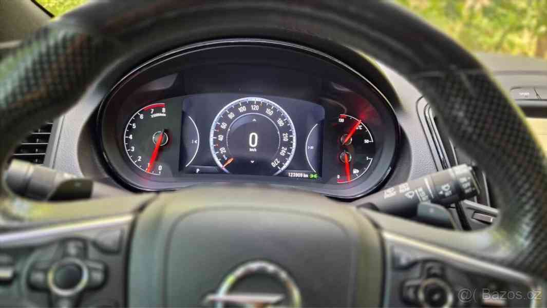 Opel Insignia 2,0   Turbo 4x4 AUTOMAT - foto 7