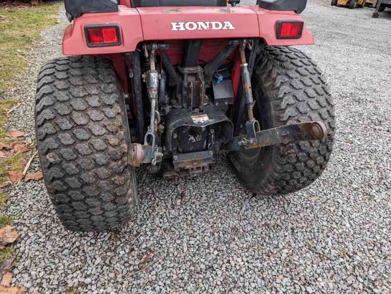 Honda 6522 Kompaktní dieselový traktor 3bodový 540 PTO hydra - foto 5
