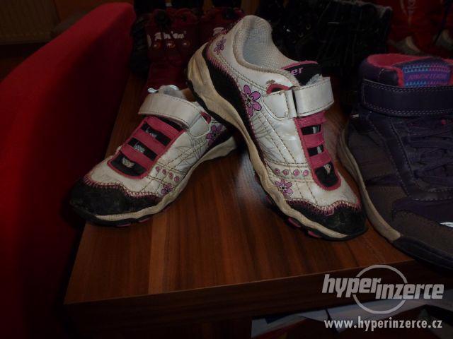 botasky Acer - sportisimo. V: 29 - foto 1