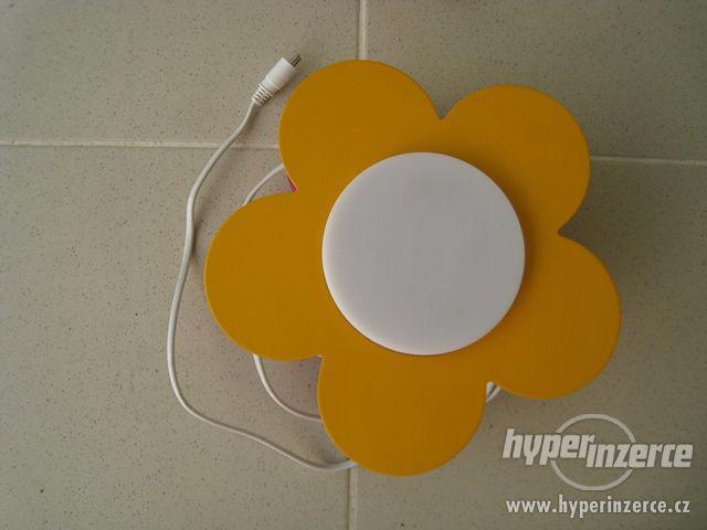 Dětská lampička na stěnu 2 v 1 (žlutý a růžový květ) - foto 1