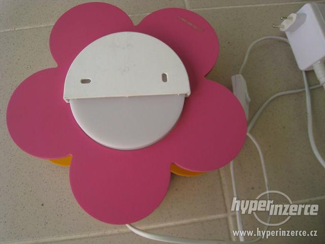 Dětská lampička na stěnu 2 v 1 (žlutý a růžový květ) - foto 2