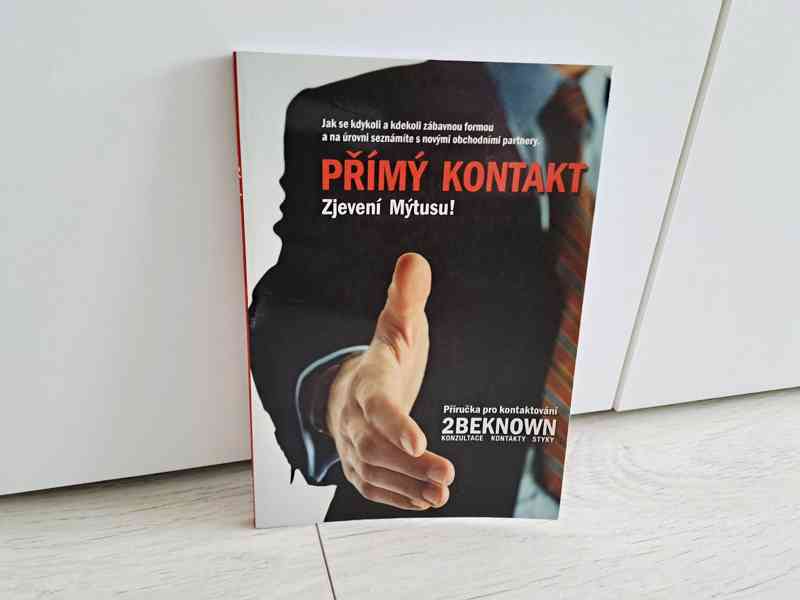 Kniha Přímý kontakt: Zjevení Mýtusu! - foto 1