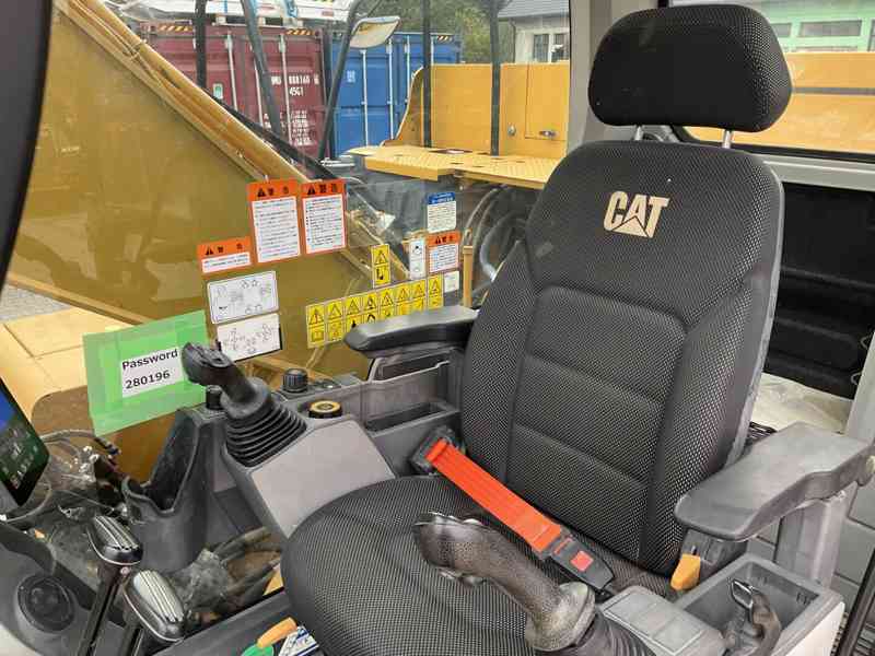 Pásový bagr Caterpillar 320, BAGR - foto 3