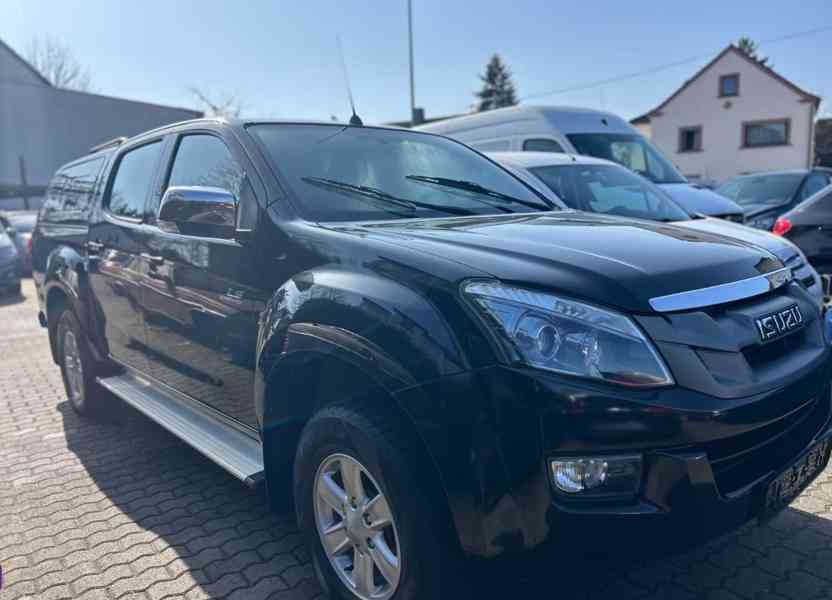 Isuzu D-Max 2,5d Double Cab 4x4 120kw - foto 1