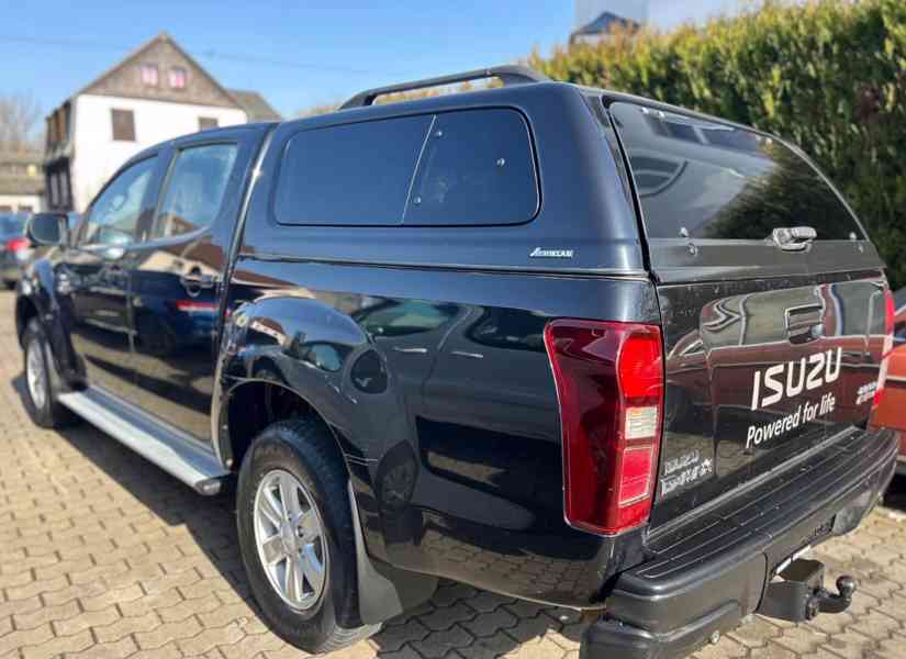 Isuzu D-Max 2,5d Double Cab 4x4 120kw - foto 7