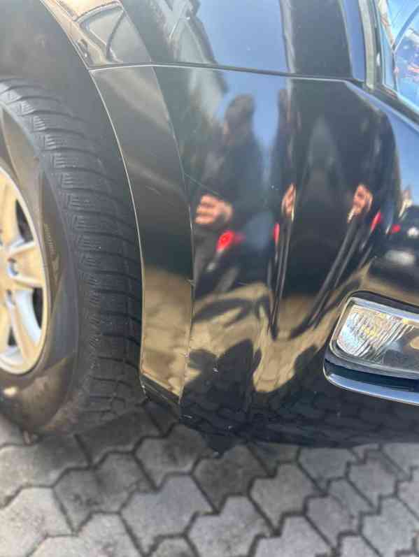 Isuzu D-Max 2,5d Double Cab 4x4 120kw - foto 12