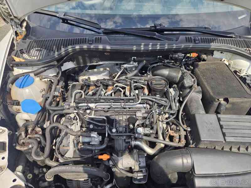 Škoda Octavia 1,6   ll - foto 3