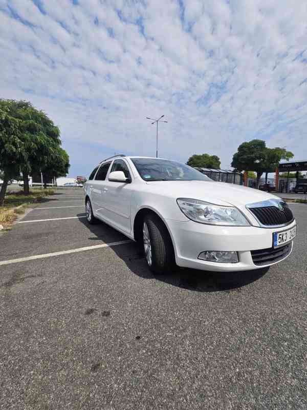 Škoda Octavia 1,6   ll - foto 2