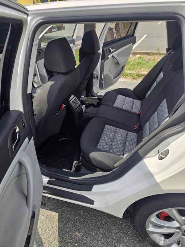 Škoda Octavia 1,6   ll - foto 12