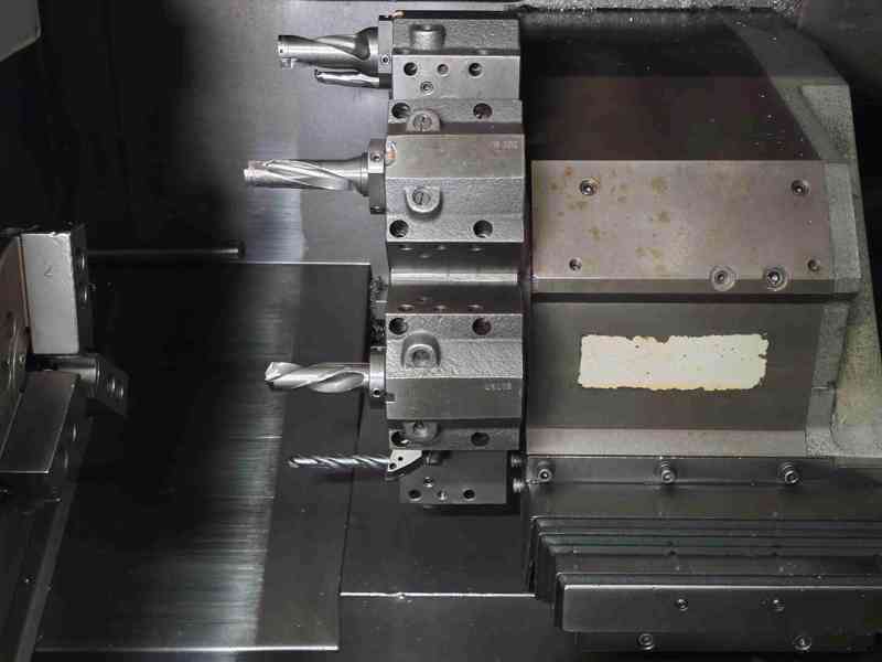 Použitý CNC soustruh HYUNDAI HiT 15S, r. v. 1999 - foto 5