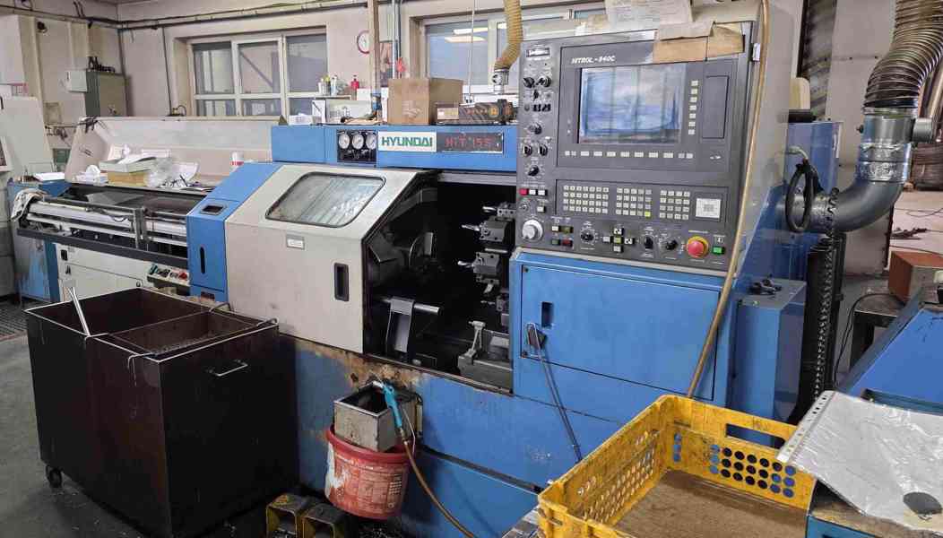 Použitý CNC soustruh HYUNDAI HiT 15S, r. v. 1999 - foto 3