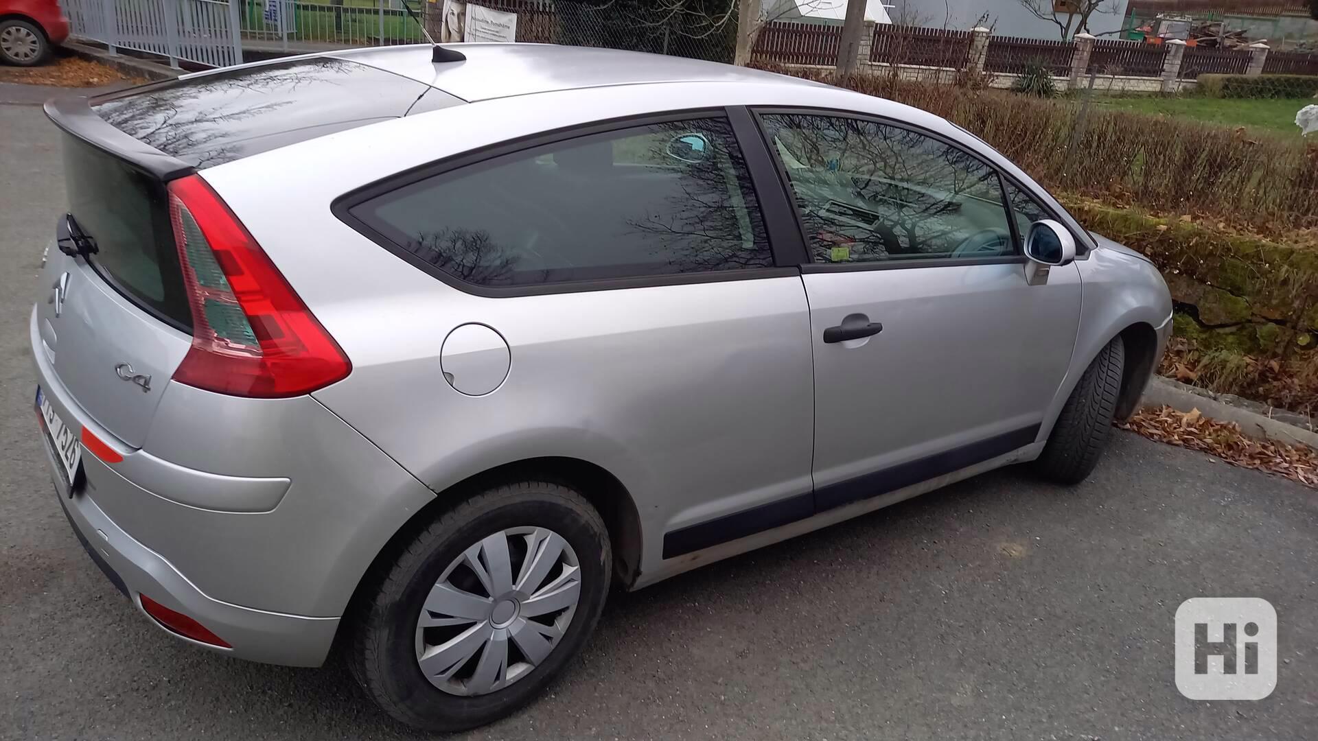 Citroen C4 1 6i - foto 1