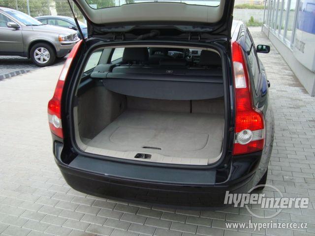 Prodám Volvo V50 2.0D 100KW MOMENTUM - foto 6