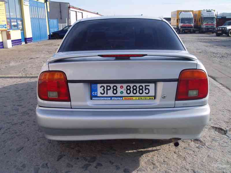 Suzuki Baleno 1,3i-16V - foto 4