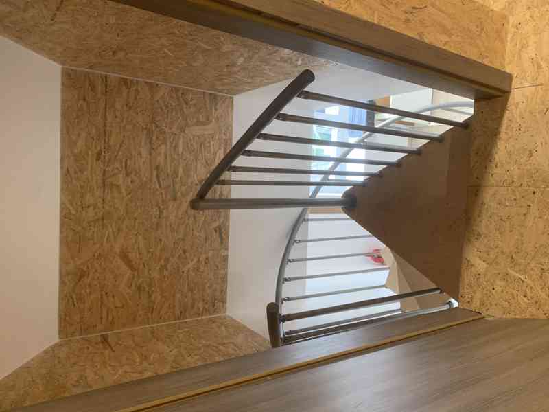 Točité schodiště - foto 3