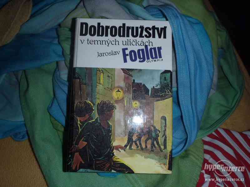 Dobrodružství v temných uličkách kniha Foglar Jaroslav - foto 1