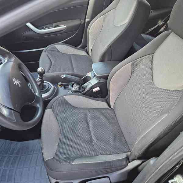 Peugeot 308 - foto 14