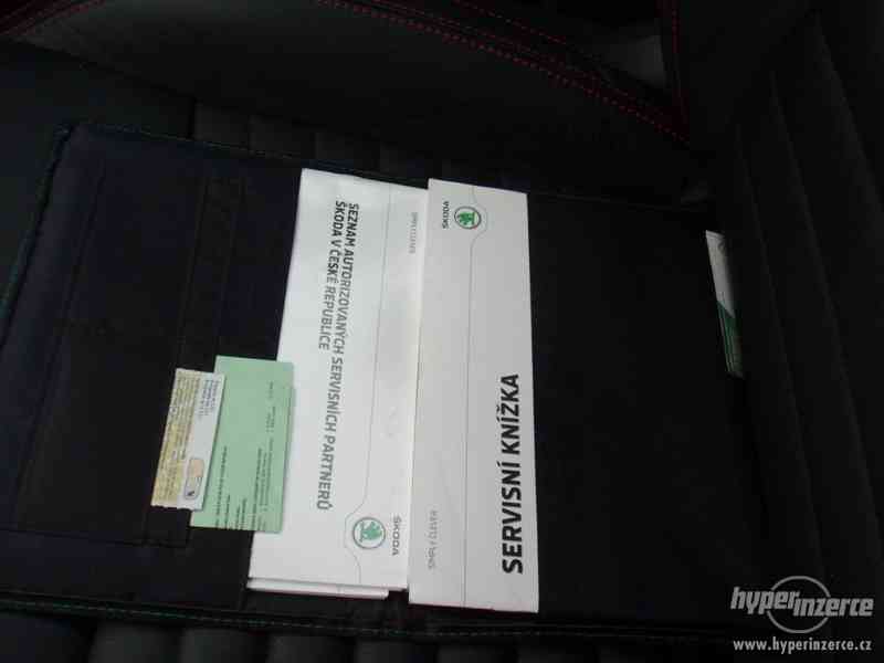 Škoda Octavia RS 2,0TSI 230K Celopolep WrapStyle odpočet DPH - foto 31