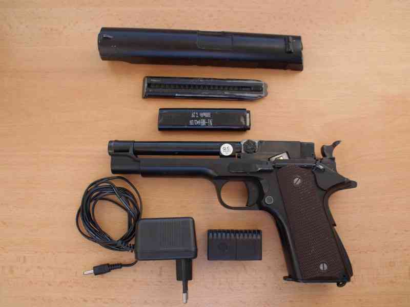 colt 1911 - foto 2