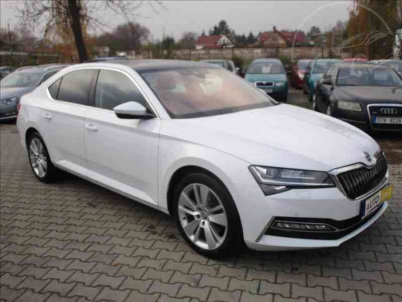 Škoda Superb 1,4 TSI 160kW iV Style DSG-DPH - foto 1