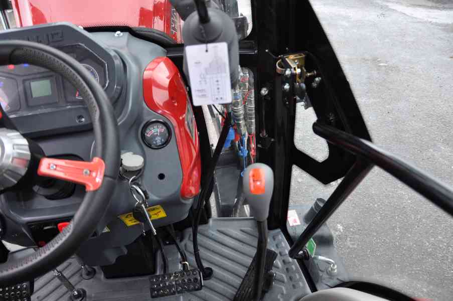 Traktor HANWO HWE 354C. Traktor 40 koni 29kW. - foto 7