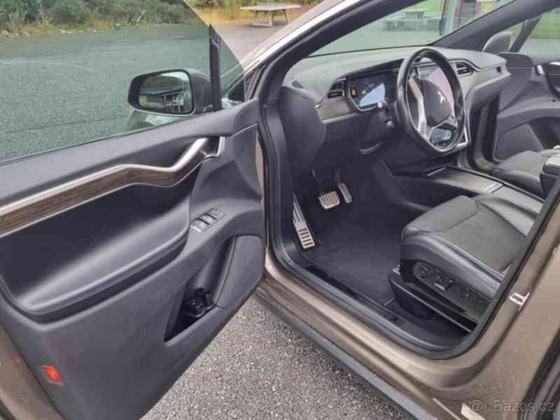 Tesla Model X 90D- Zdarma nabíjení - foto 3