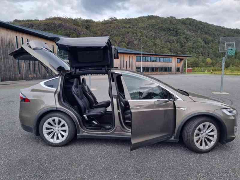 Tesla Model X 90D- Zdarma nabíjení - foto 6